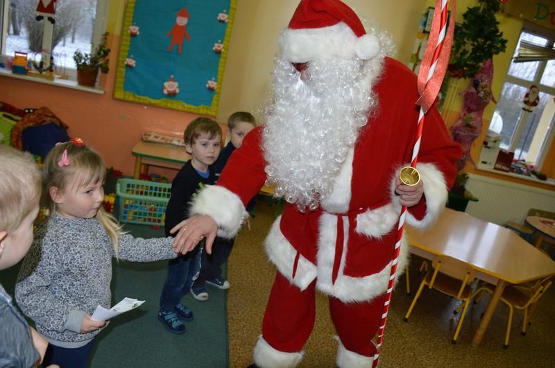Mikołaj odwiedził dzieci