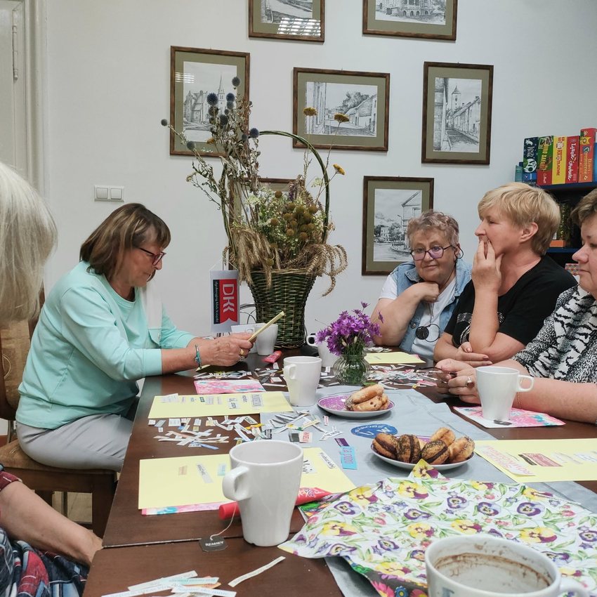 uczestnicy spotkania literackiego
